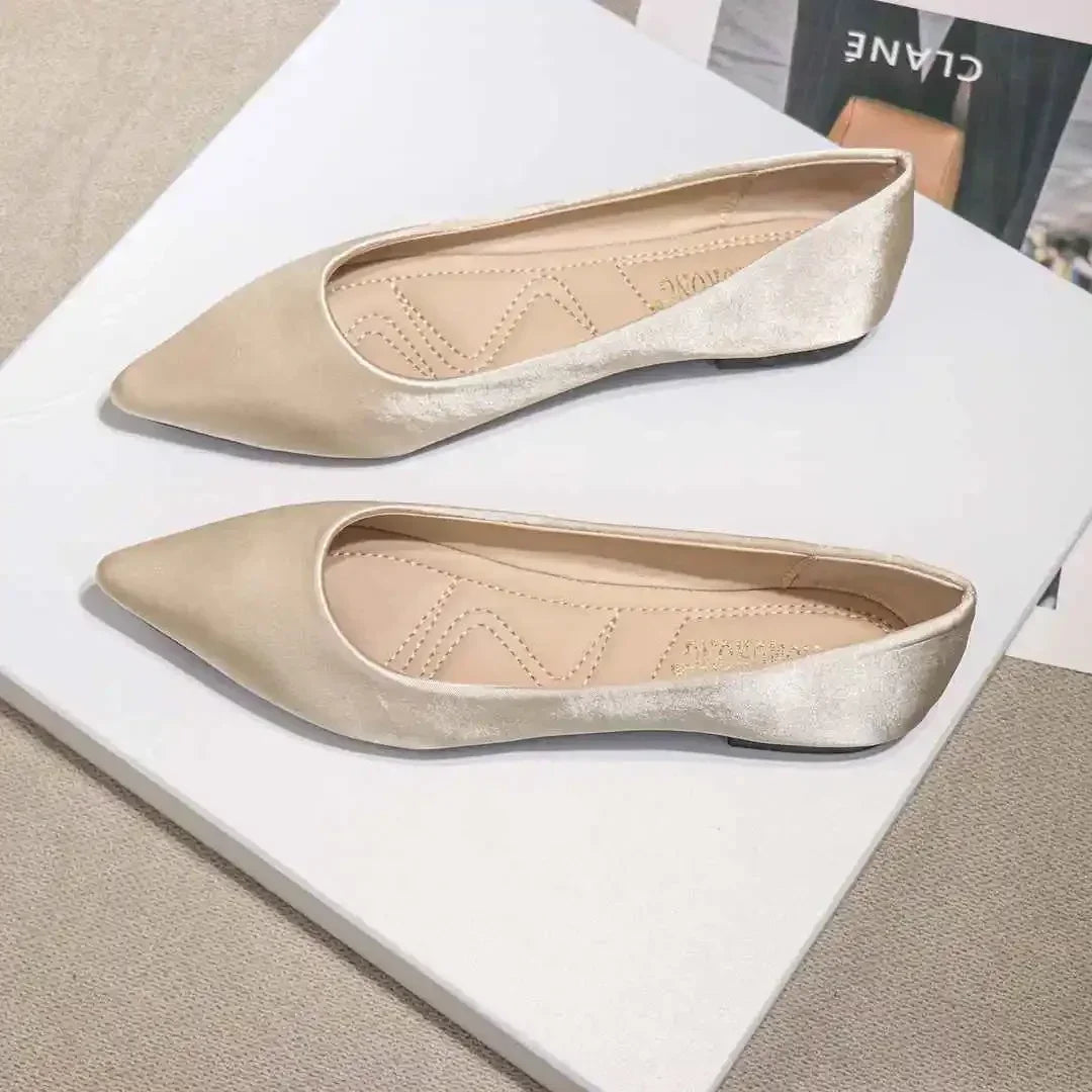 Pointed-Toe Low-Heel Flats